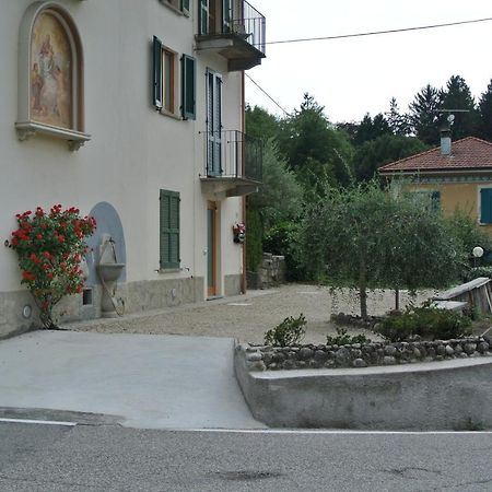 Al Rost B&B Луино Экстерьер фото