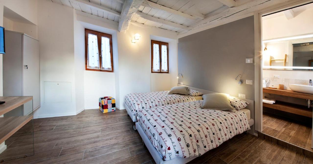 Al Rost B&B Луино Экстерьер фото