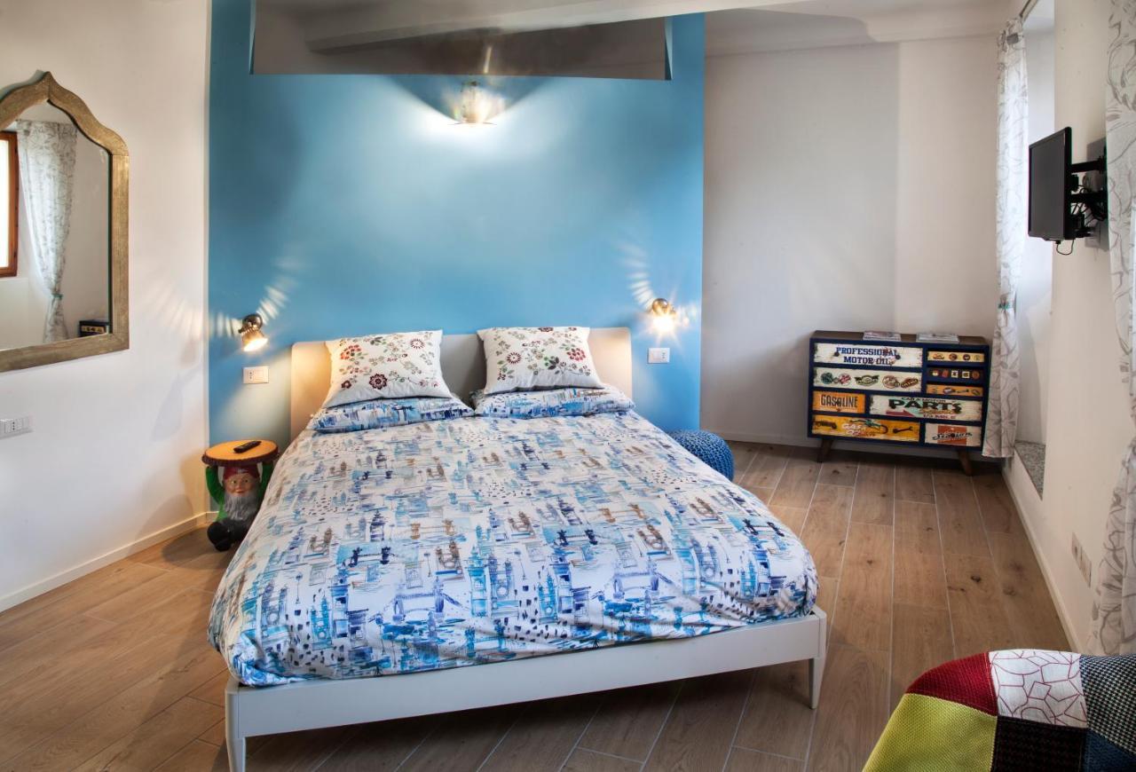 Al Rost B&B Луино Экстерьер фото