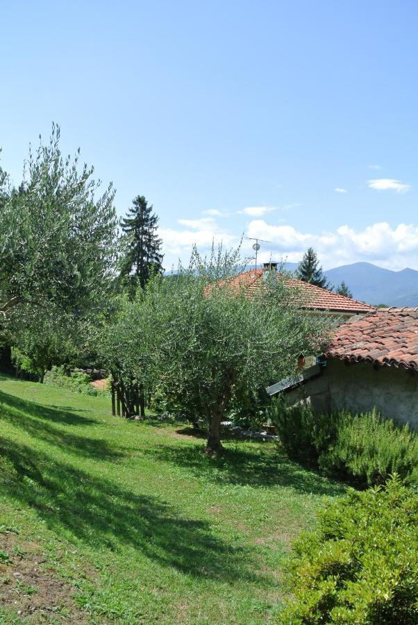 Al Rost B&B Луино Экстерьер фото