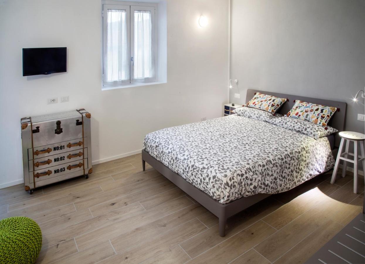 Al Rost B&B Луино Экстерьер фото